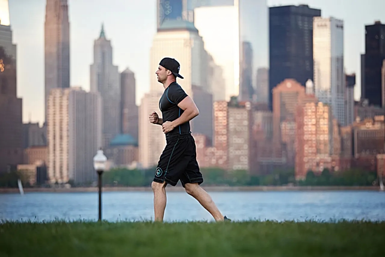 Jak bokserzy zrzucają wagę? Skuteczne strategie i ryzyka zdrowotne