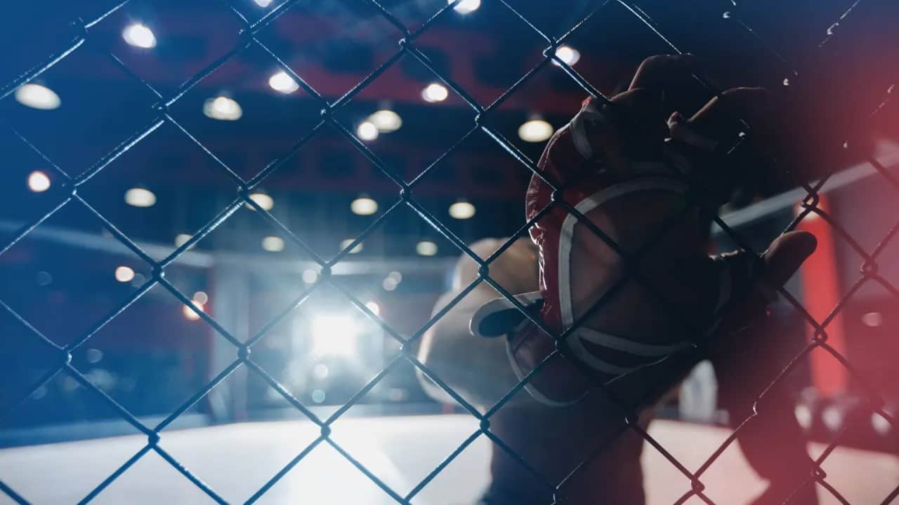 Ile jest rund w MMA? Poznaj zasady i różnice w organizacjach