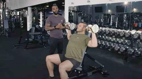 Ile ćwiczeń na barki? Odkryj najlepsze metody i unikanie kontuzji